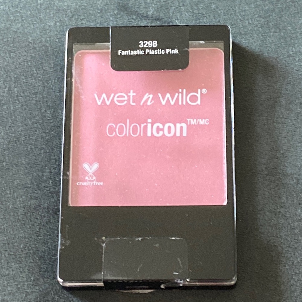 wet n wild Fantastic Plastic Pink Blush